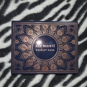 Ace beaute scarlet dusk pallet